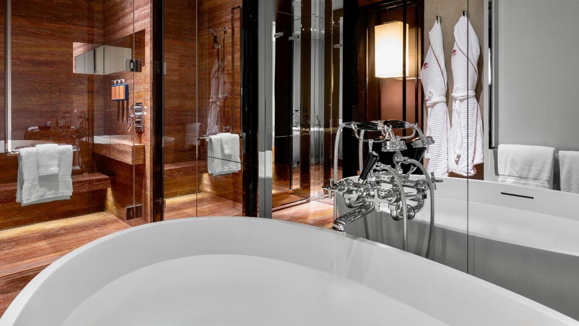 Hotel Mandarin Oriental, Canton Extérieur photo