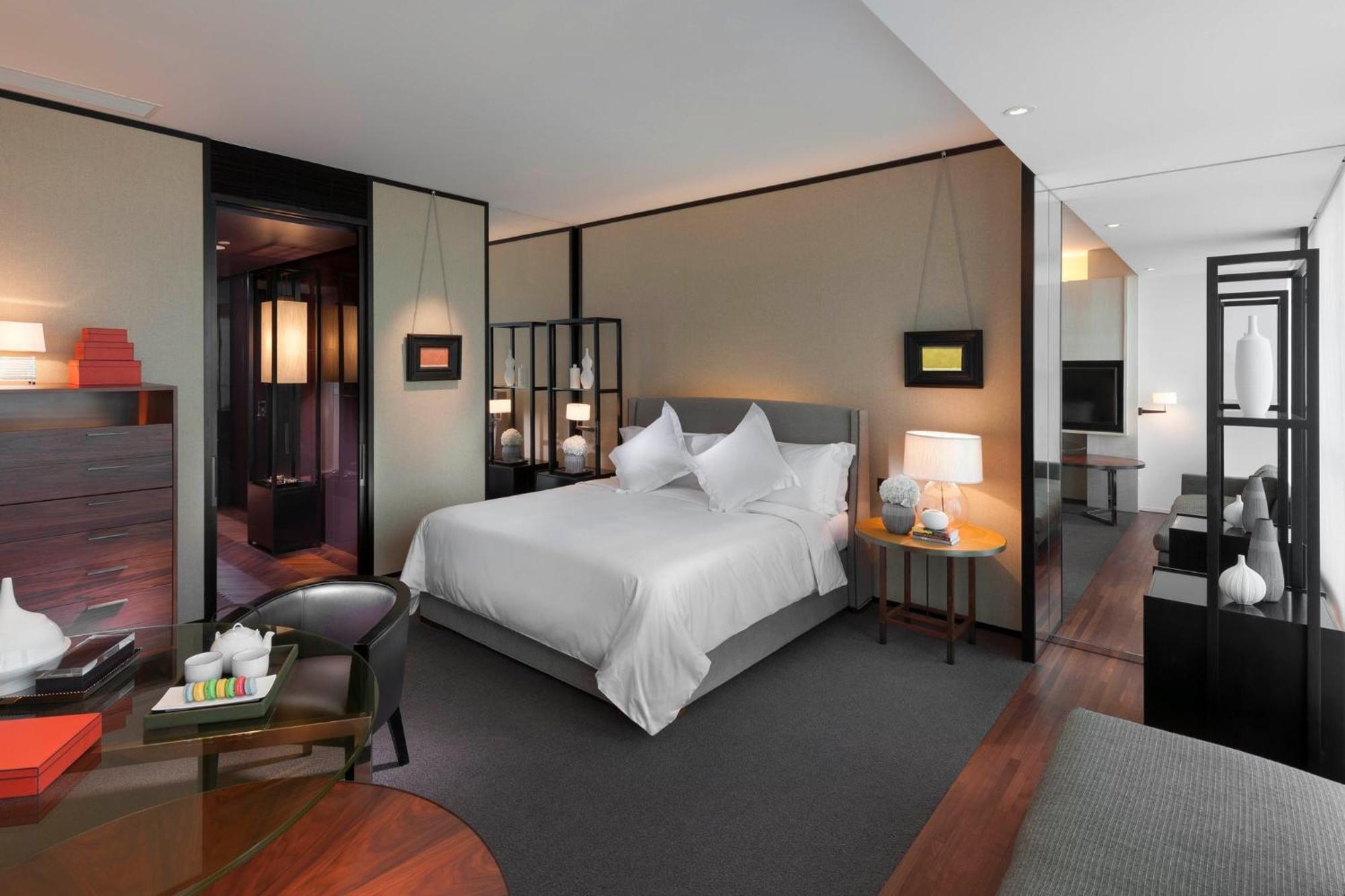 Hotel Mandarin Oriental, Canton Extérieur photo