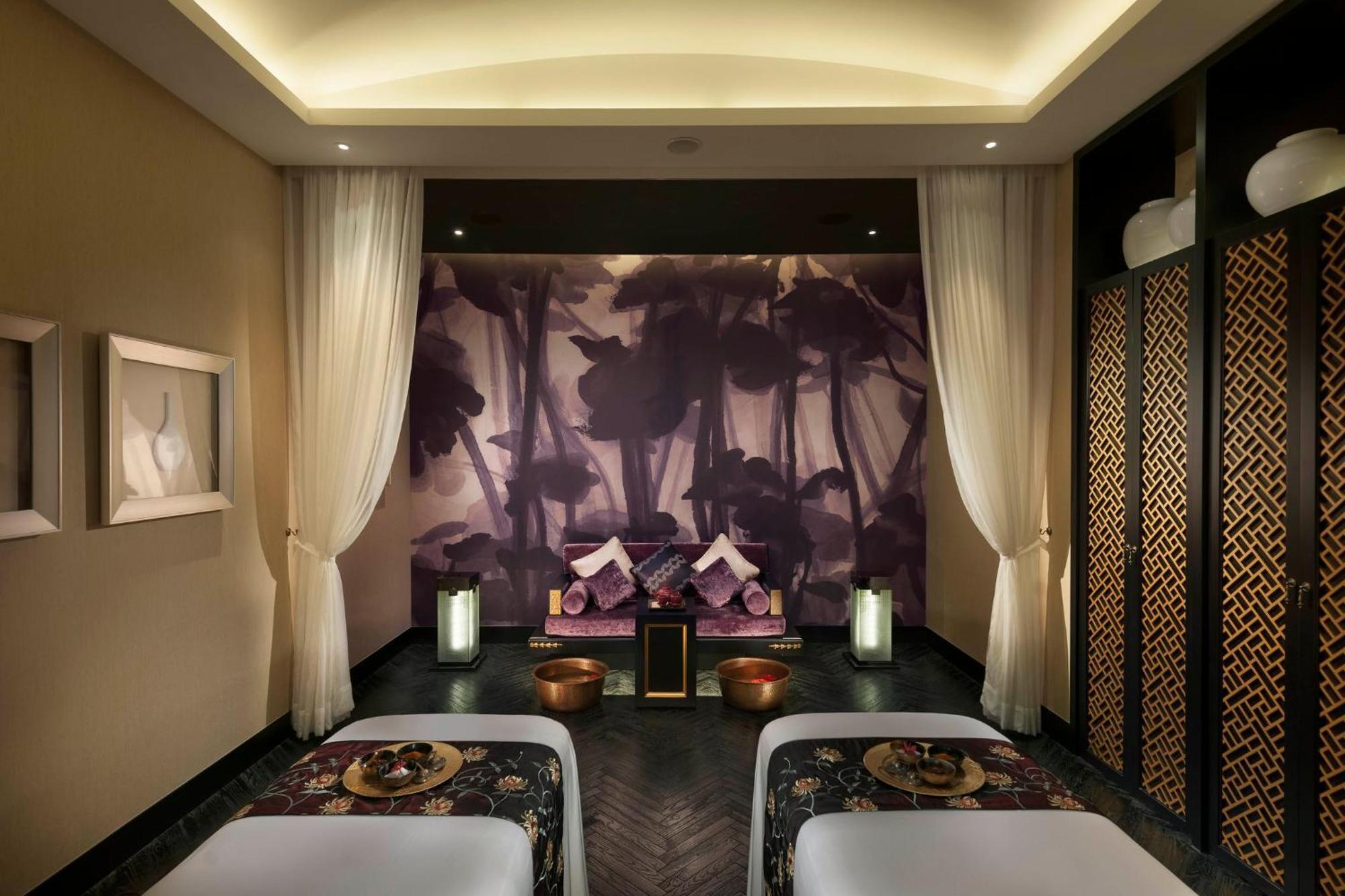 Hotel Mandarin Oriental, Canton Extérieur photo