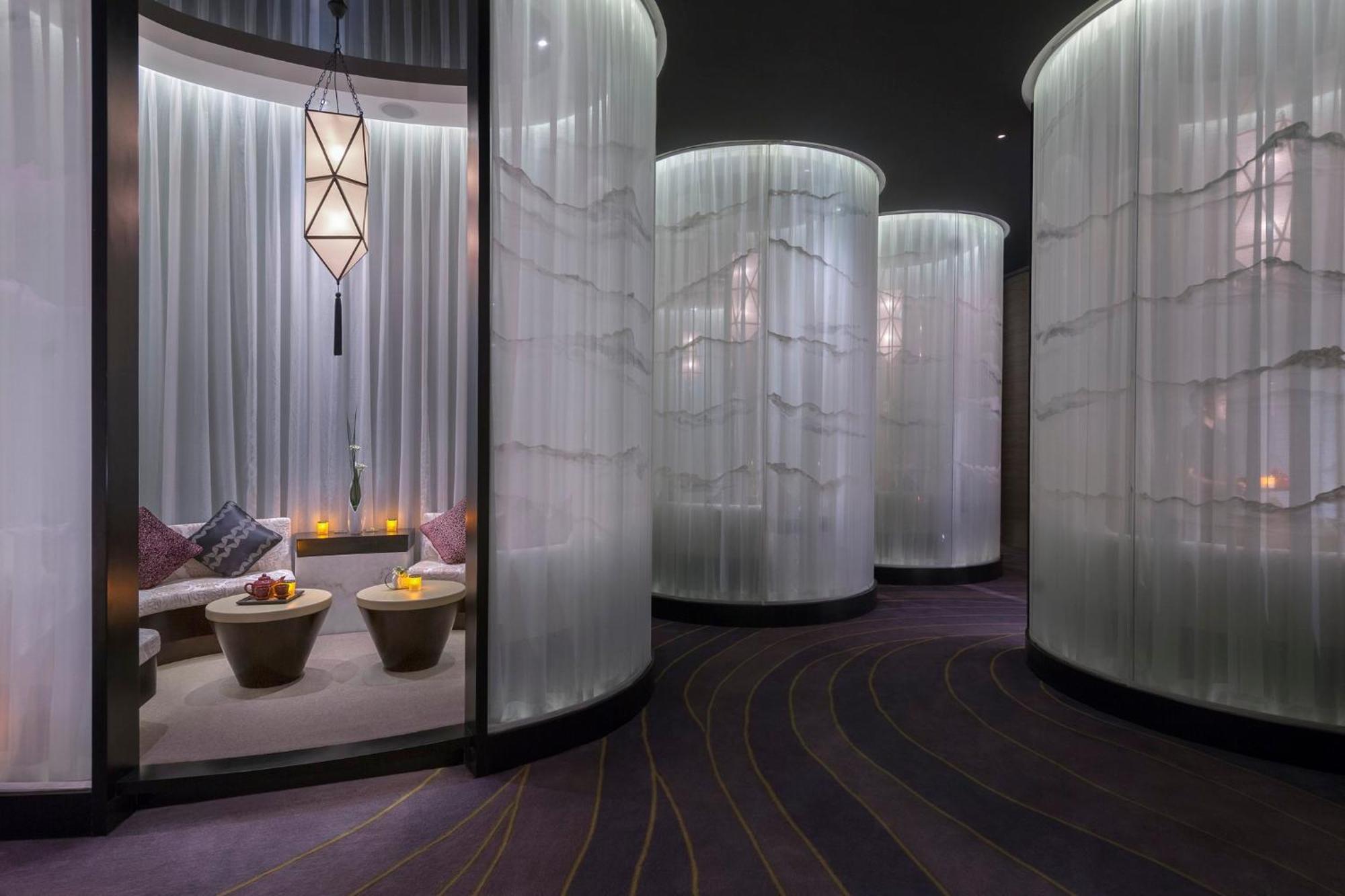 Hotel Mandarin Oriental, Canton Extérieur photo