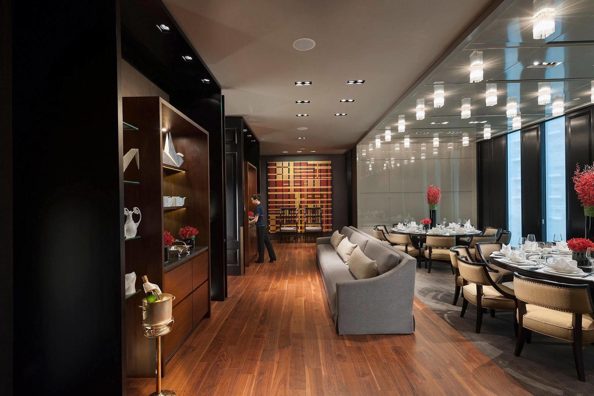 Hotel Mandarin Oriental, Canton Extérieur photo
